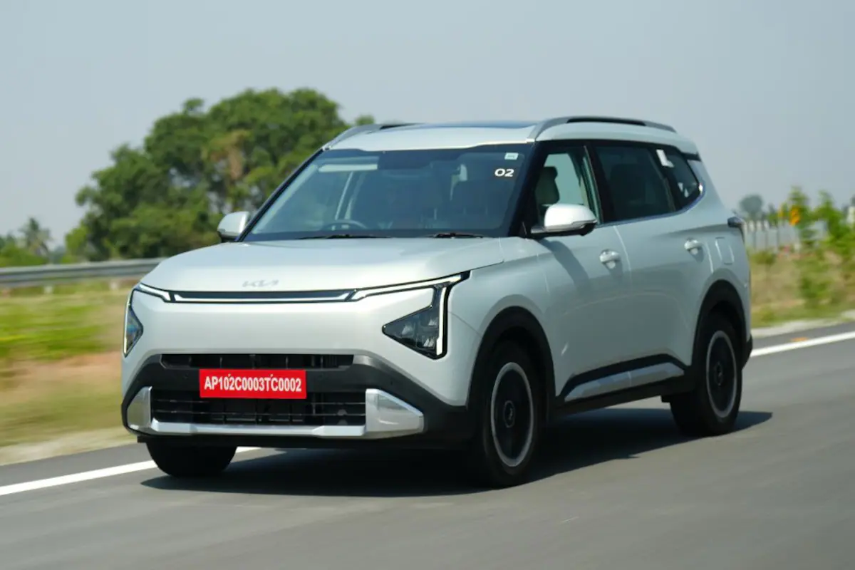 Kia Carens Clavis
